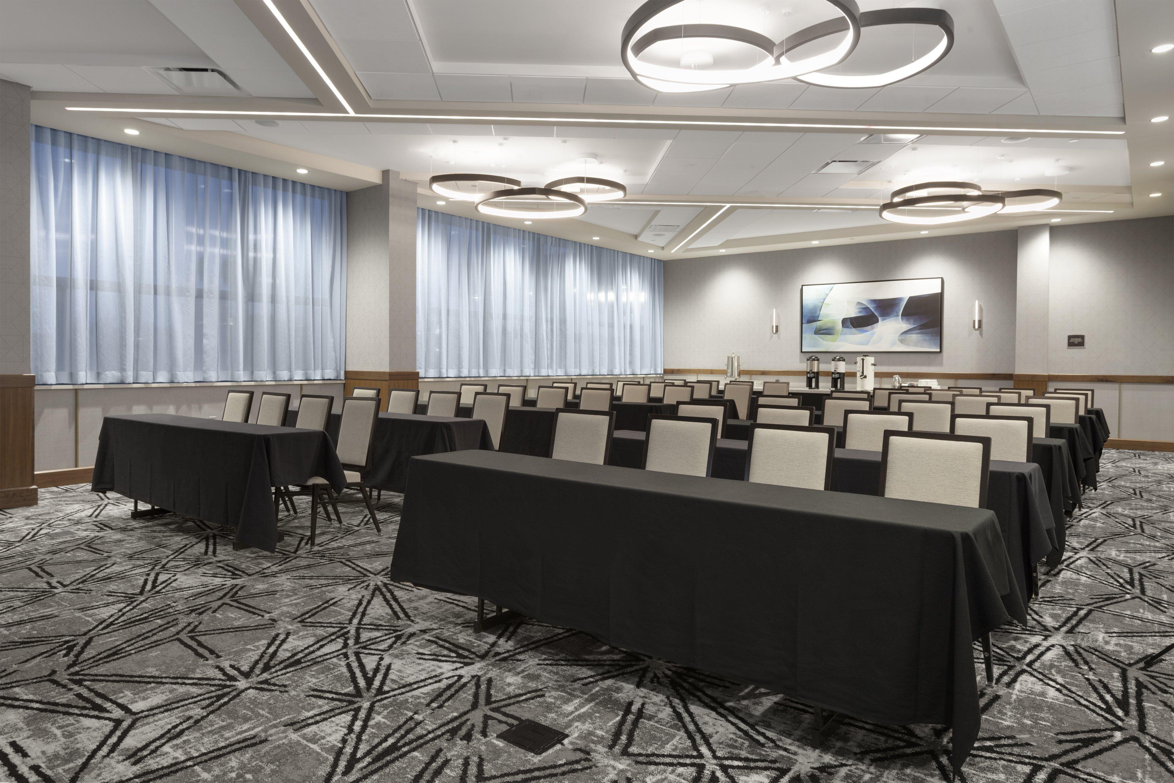 Hotel Crowne Plaza Lansing By Ihg Zewnętrze zdjęcie